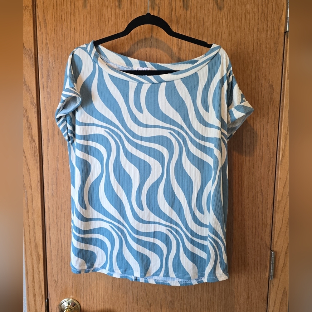 Blakeley 1X Green & Cream Ribbed Groovy Cuffed Short Sleeve Top Worn Once